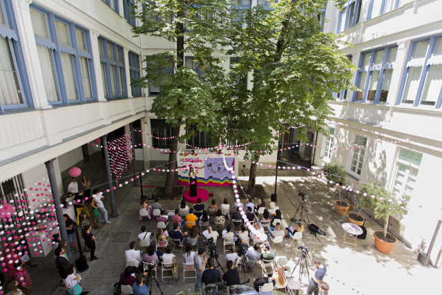 Presentación DIVINITY