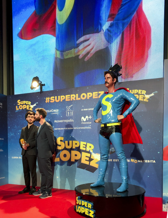 Premiere "Super López"