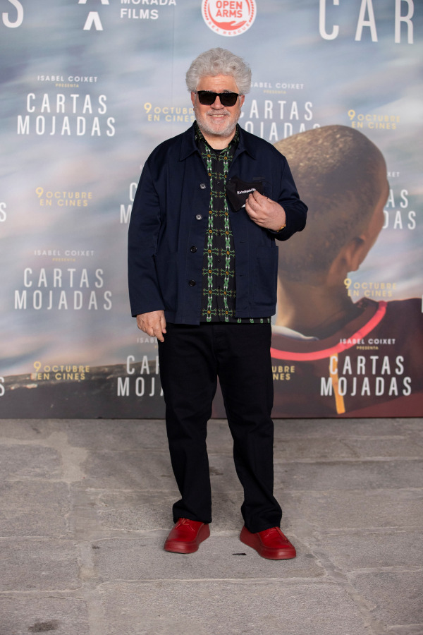 Premiere "Cartas Mojadas"