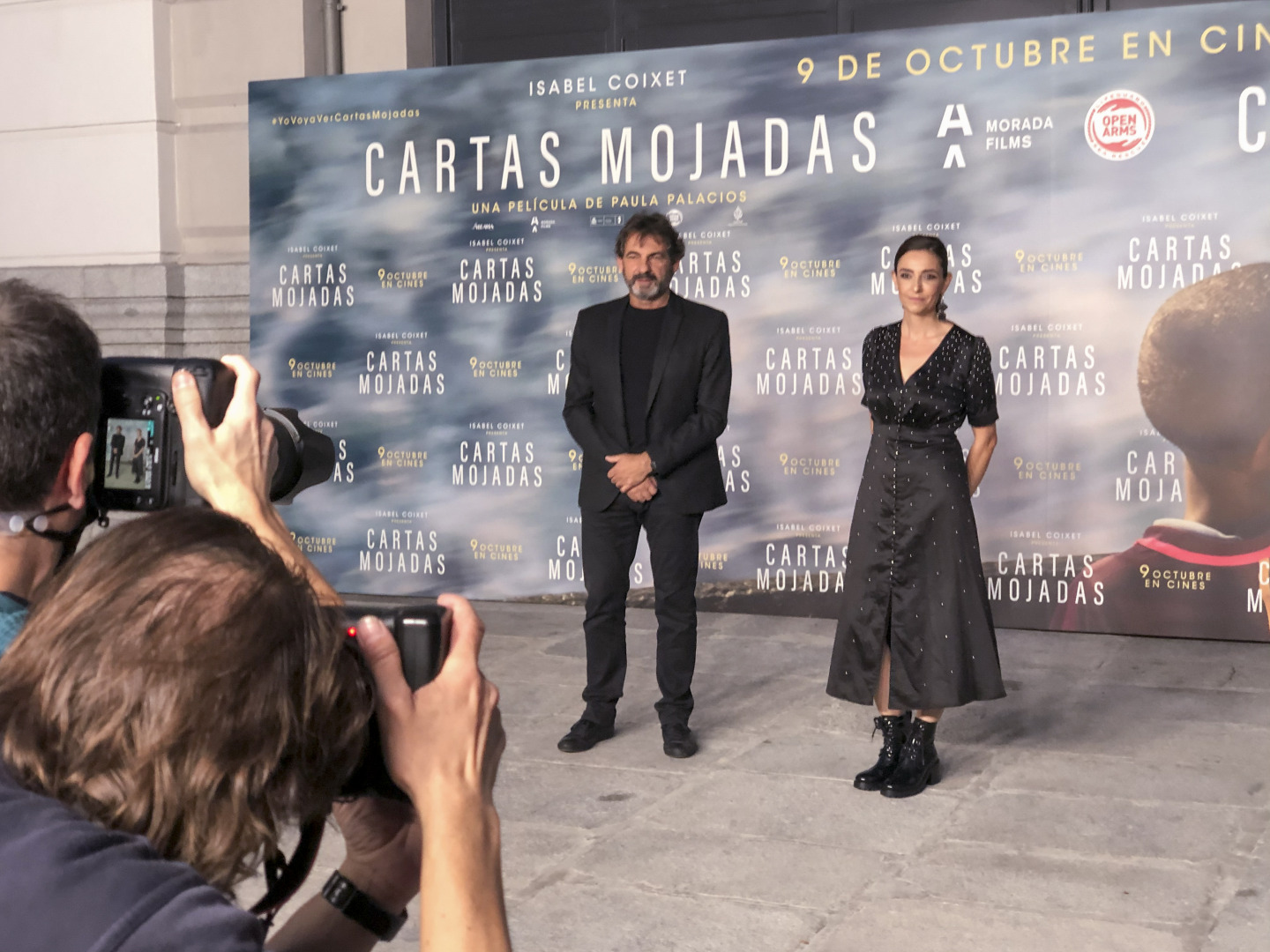 Premiere "Cartas Mojadas"