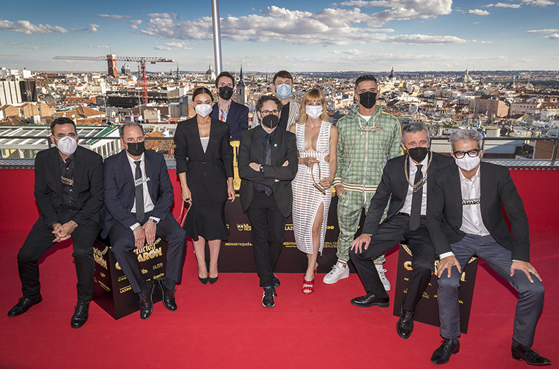 Premiere              " Operación Camarón"