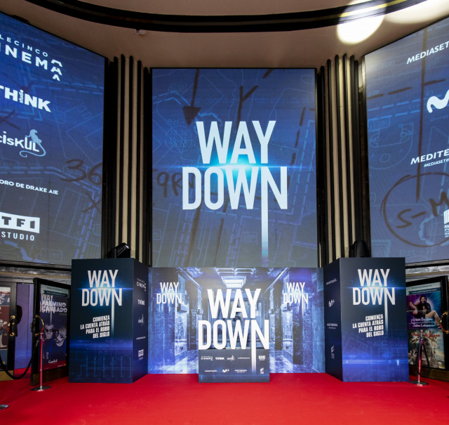 Premiere " Way Down"