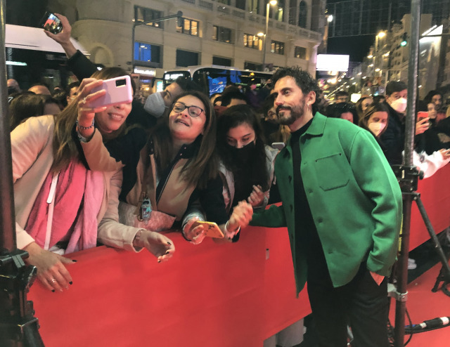 Premiere " Way Down"