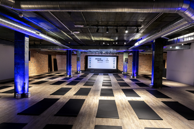 "Move with Lululemon"