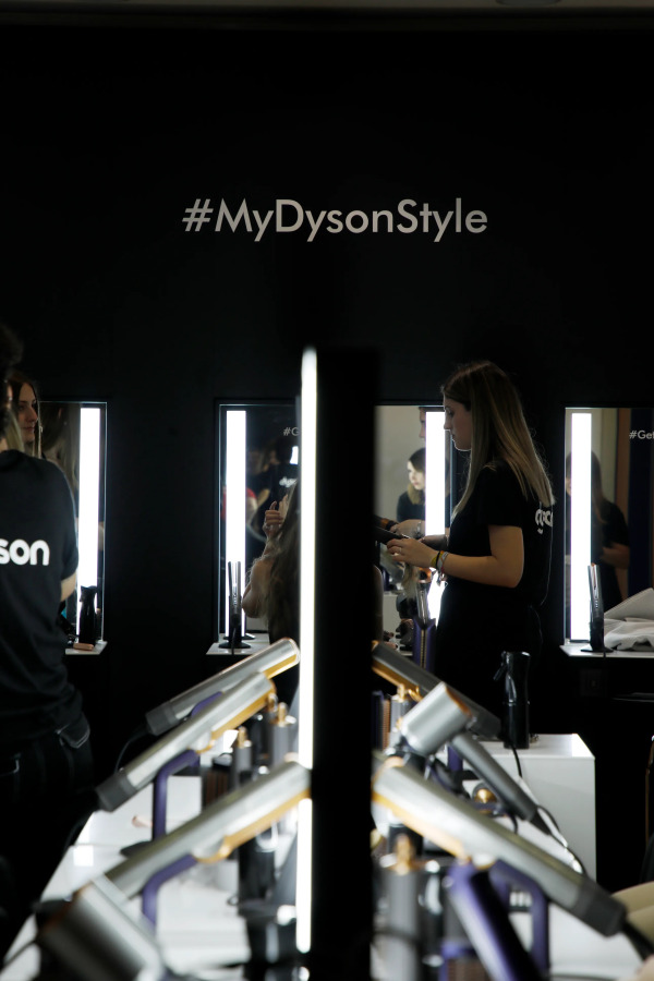 Dyson Experience Hub - Vogue España