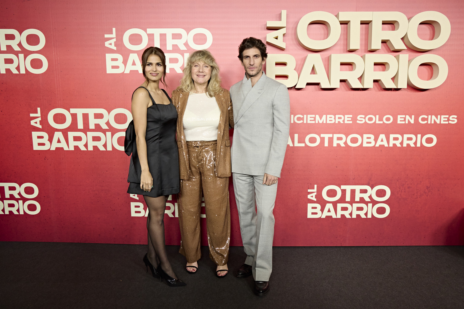 Premiere "Al Otro Barrio"