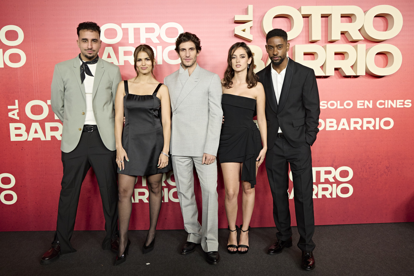 Premiere "Al Otro Barrio"