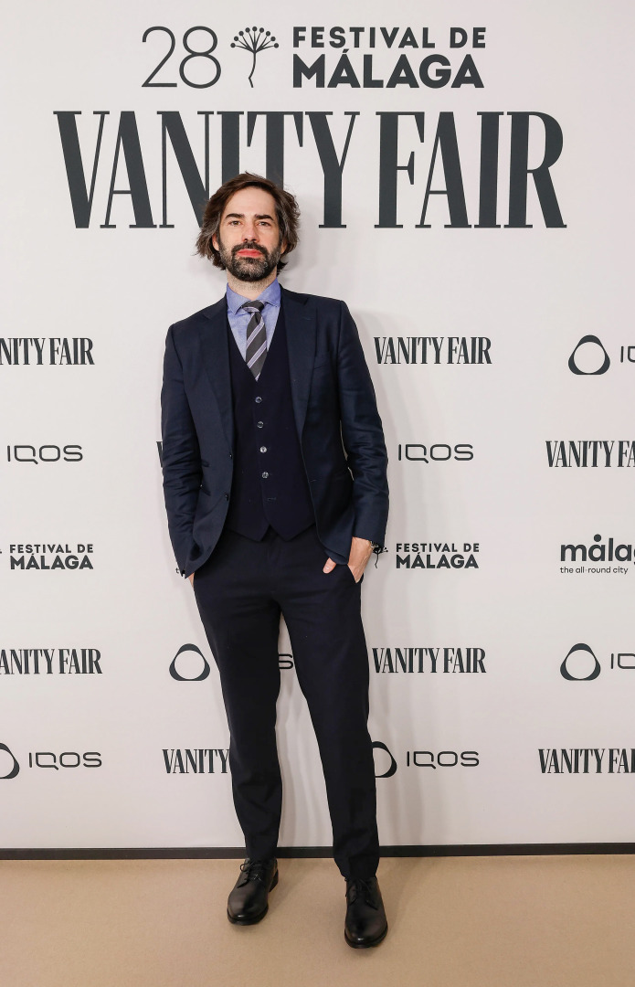 FIESTA VANITY FAIR
