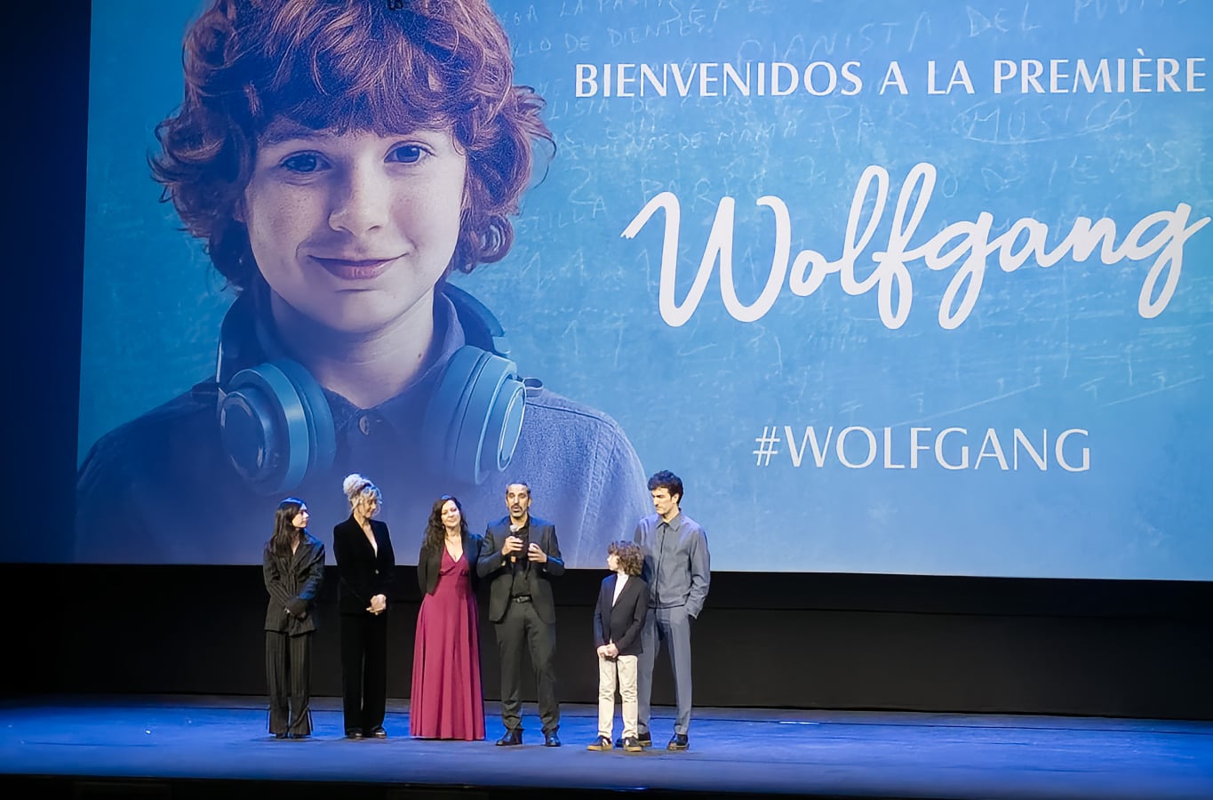 PREMIERE "WOLFGANG"