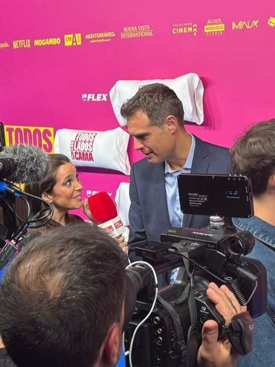 Premiere "Todos los lados de la cama"