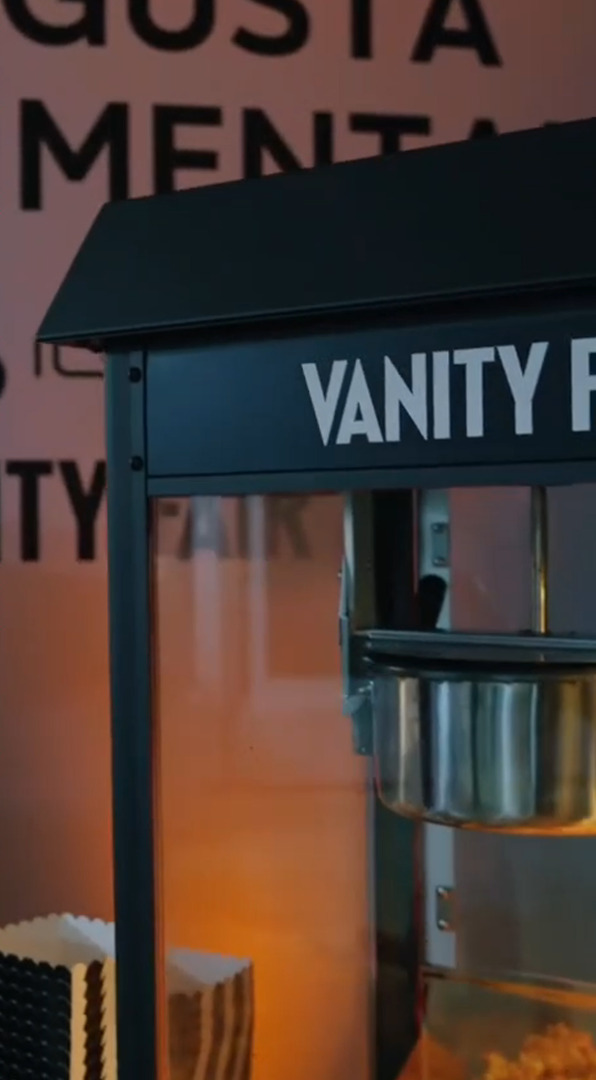 FIESTA VANITY FAIR